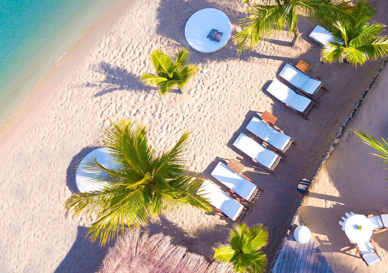 Dpny Beach Hotel & Spa Ilhabela Eksteriør bilde Aerial view of the beach at the resort