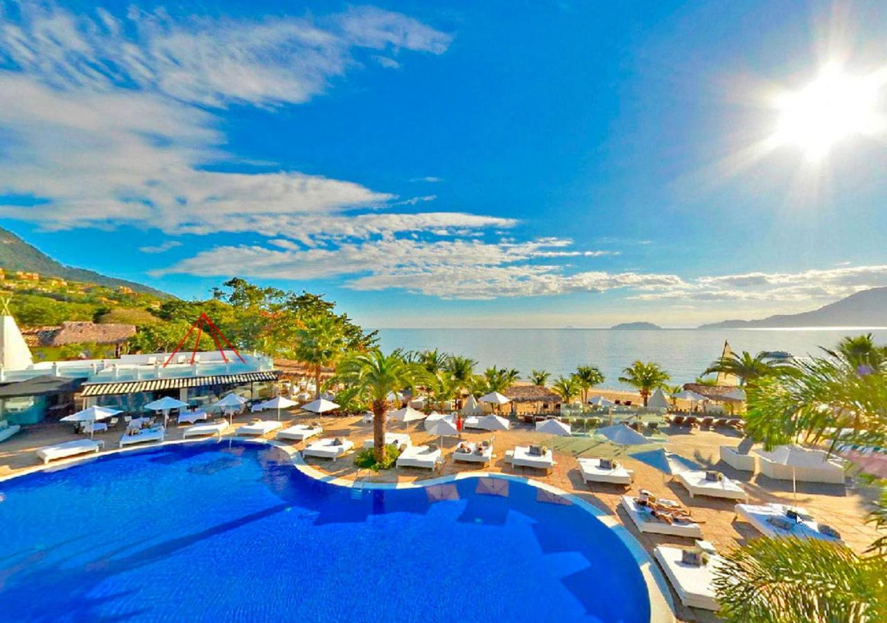 Dpny Beach Hotel & Spa Ilhabela Eksteriør bilde View of the resort